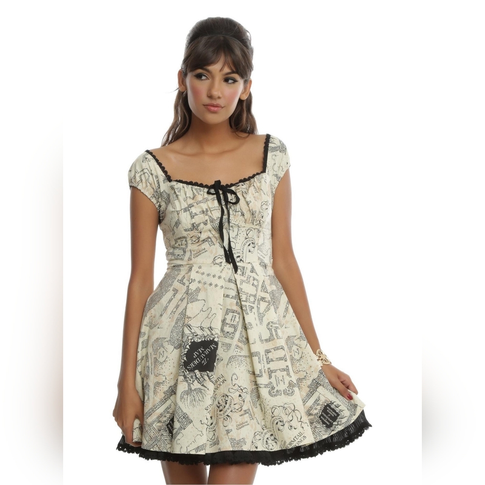 Hot Topic Harry Potter Marauder's Map Corset Back Dress Women's XL Cream & Black